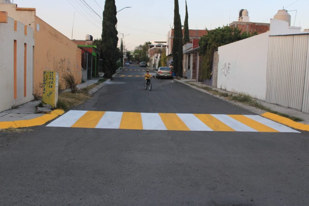 Inaugura Bladimir González rehabilitación de calle Puerto Rico en Metrópolis 2 en Tarímbaro 2 WhatsApp Image 2024 02 08 at 11.58.01 AM