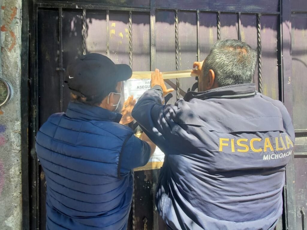Durante cateo, FGE asegura sustancias ilícitas y detiene a un hombre 2 img 20240220 wa00201769903758586600500