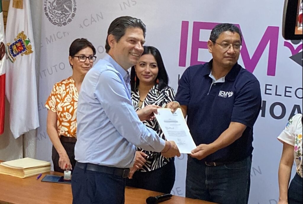 Alfonso Martínez se registra para la reelección en Morelia este Domingo de Resurrección 2 alfonso martinez
