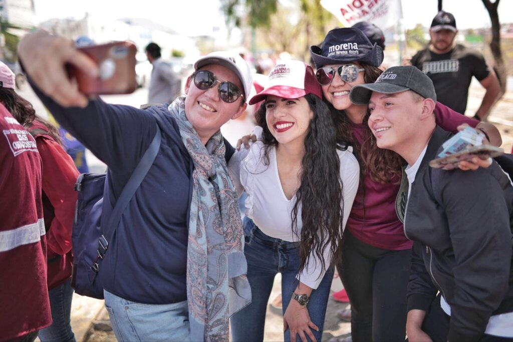 <br>Giuliana Bugarini se postula para el distrito 11 local en Morelia, enfatizando compromiso democrático 2 img 20240403 wa00736576567929065492493