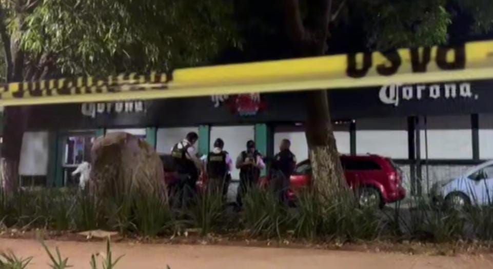 Hombre baleado afuera de bar en Boulevard García de León en #Morelia 2 img 20240412 wa01047042479025028981334