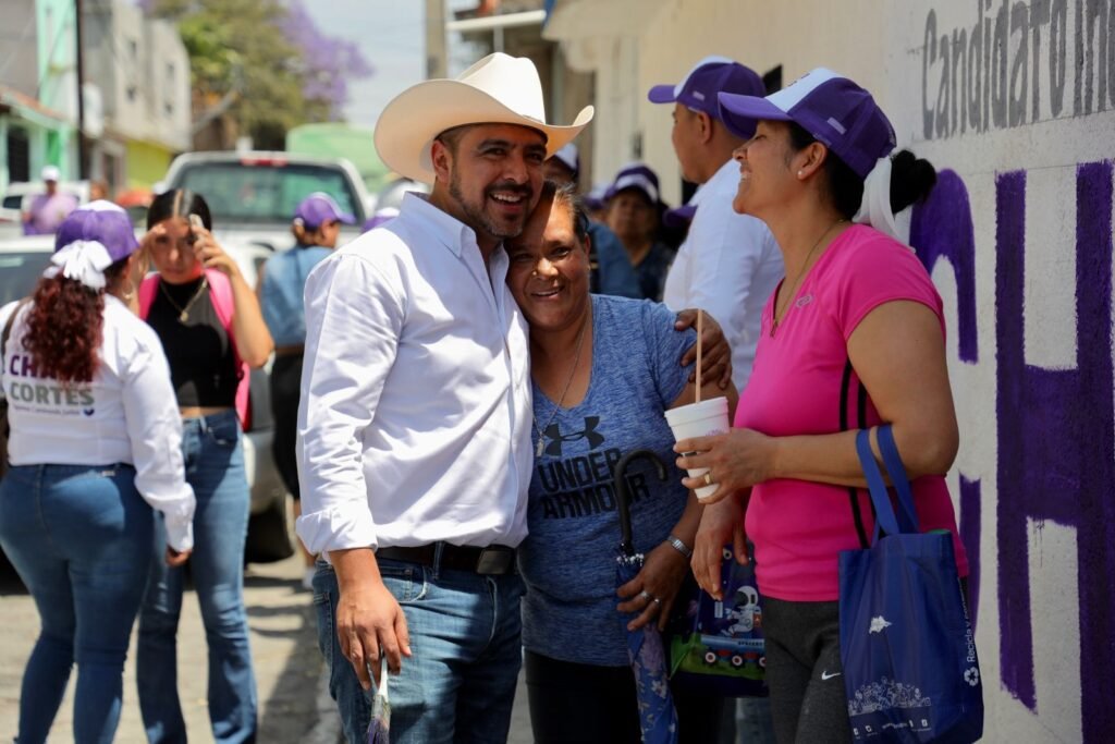 En Charo, Chava Cortés arranca campaña con las encuestas a su favor 3 img 20240416 wa01011661104799367218800