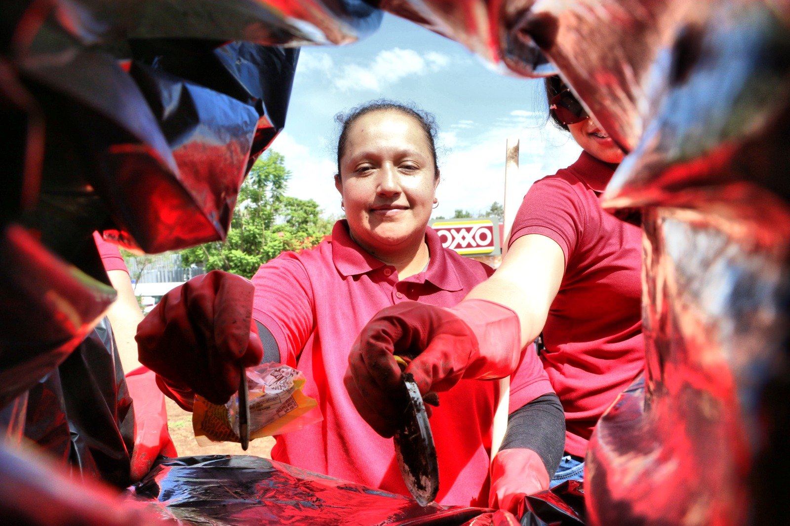 VOLUNTARIOS DE OXXO 1