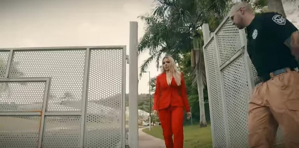 Emma Coronel Debuta como Modelo en Video Musical y Revela Nuevas Facetas de Su Vida Tras Su Liberacion