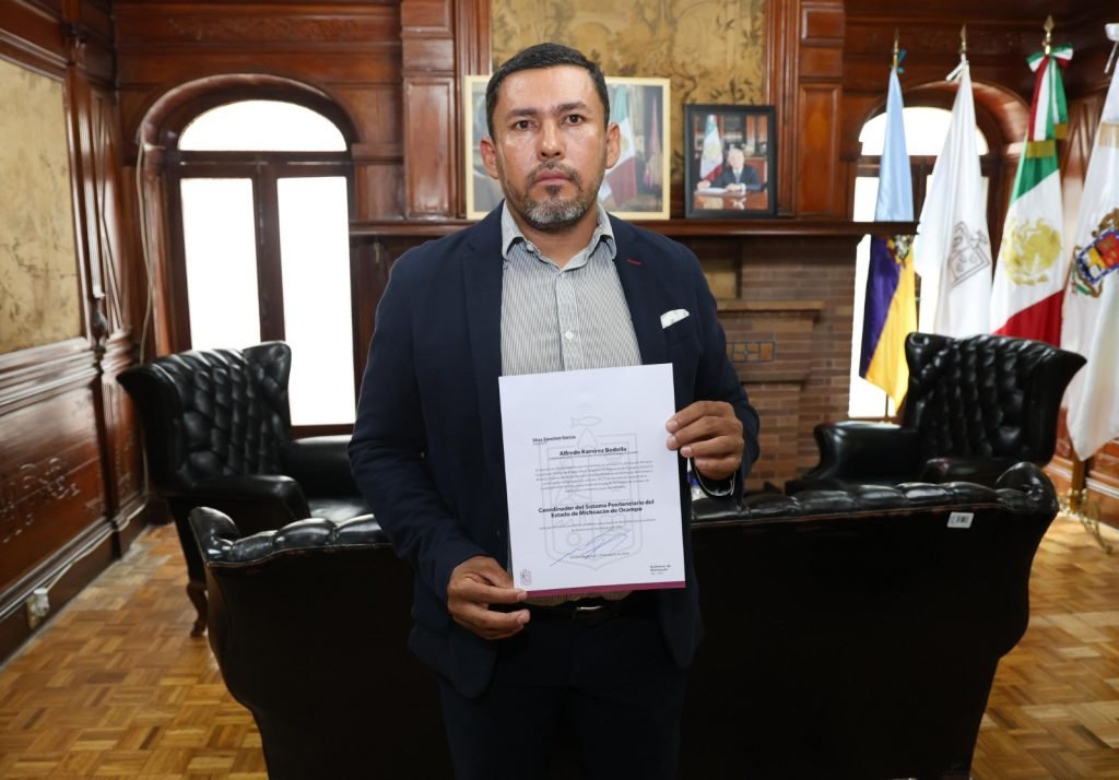 Nombran a Elías Sánchez como nuevo coordinador del Sistema Penitenciario de Michoacán 3 Nombran a Elias Sanchez como nuevo coordinador del Sistema Penitenciario de Michoacan