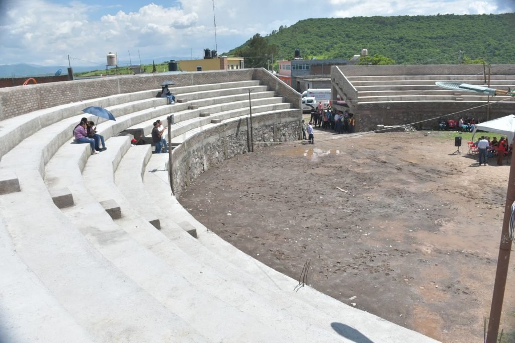 Remodelan Plaza de Toros de Cañada del Herrero en Tarímbaro 3 Remodelan Plaza de Toros de Canada del Herrero en Tarimbaro 32