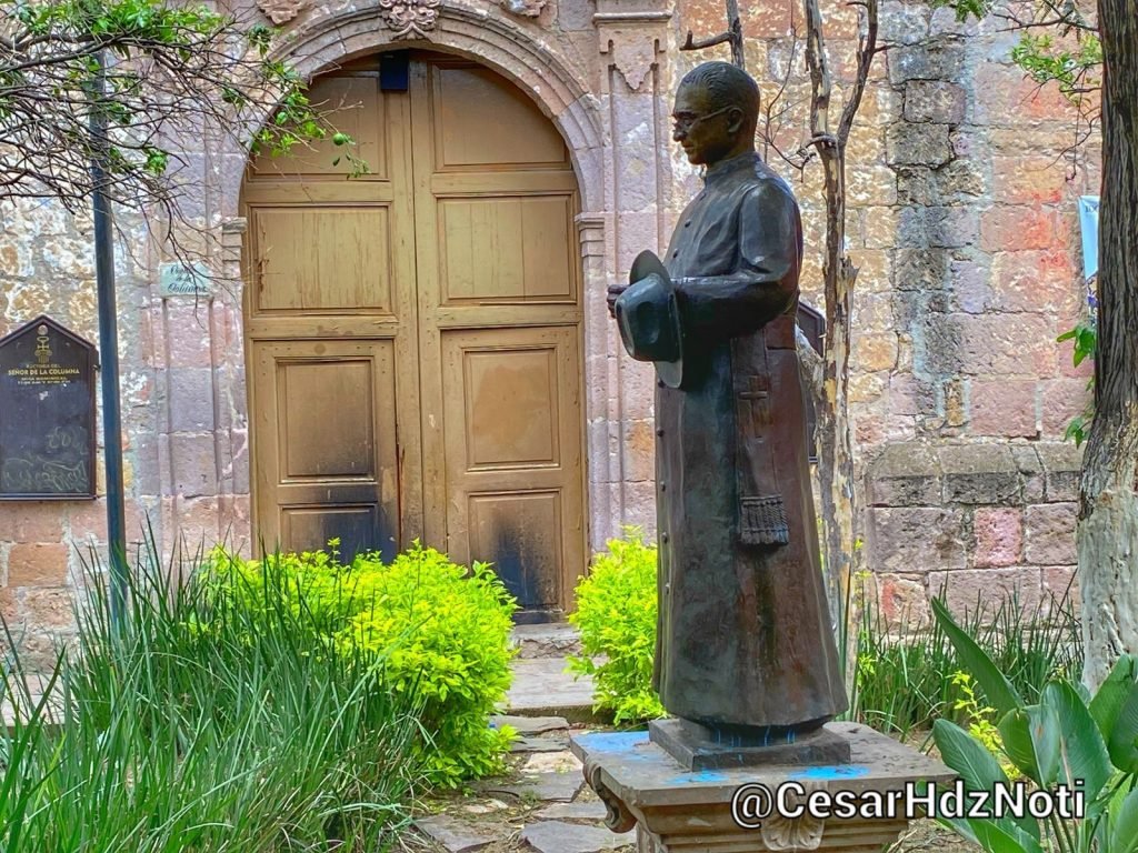 Puerta quemada no es ataque de odio a la fe católica: Padre del templo del Señor de la Columna 2 img 20240807 wa00471066935915928056863