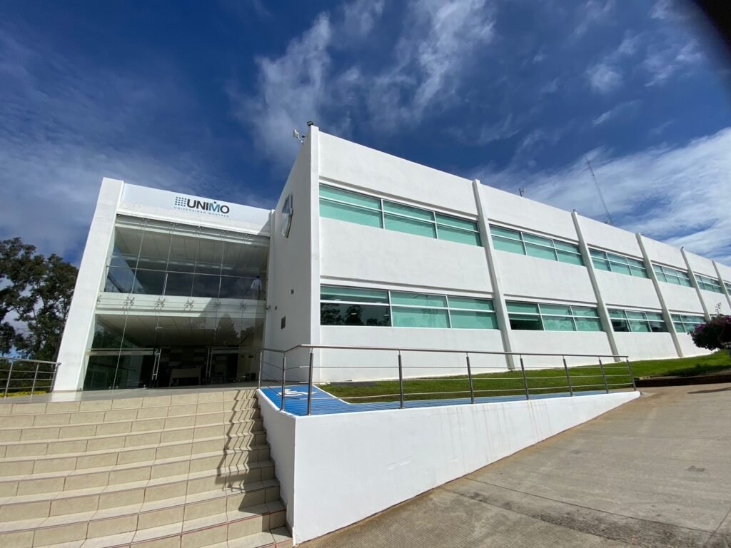 Universidad Montrer niega tener problemas con títulos y carrera de medicina: ¡Todo en orden! 3 1000576621