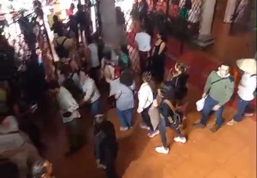 FICM ¡Michoacan Magico CNTE se manifiesta en pelicula de protesta pensaban que era parte del show 89