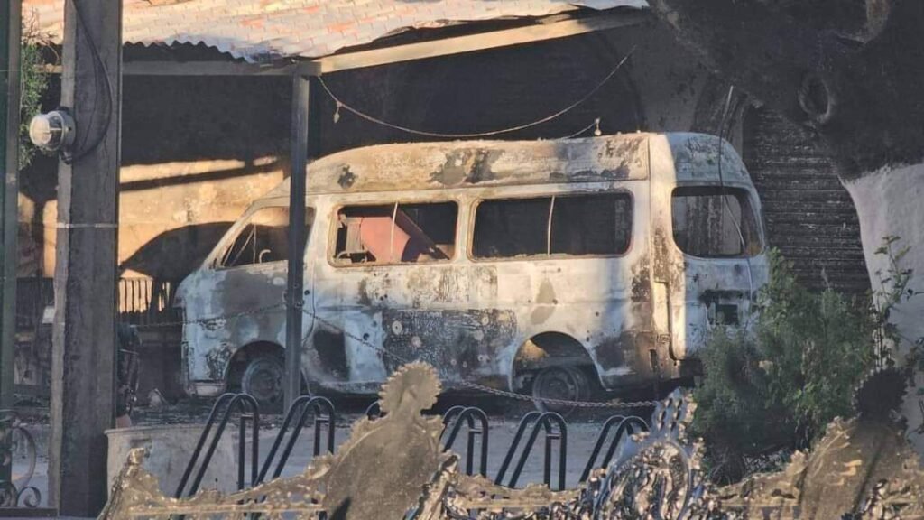 Violencia en Michoacán: Ataques a alcaldías de Zinapécuaro y Queréndaro 2 fb img 17316895278067233643041053847308