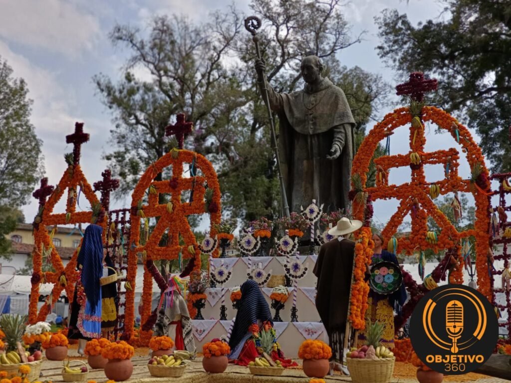 Pátzcuaro dedica altar principal a Milán, el niño que conmovió a México comparando Pátzcuaro con Londres 2 img 20241101 wa0074156872170372887535