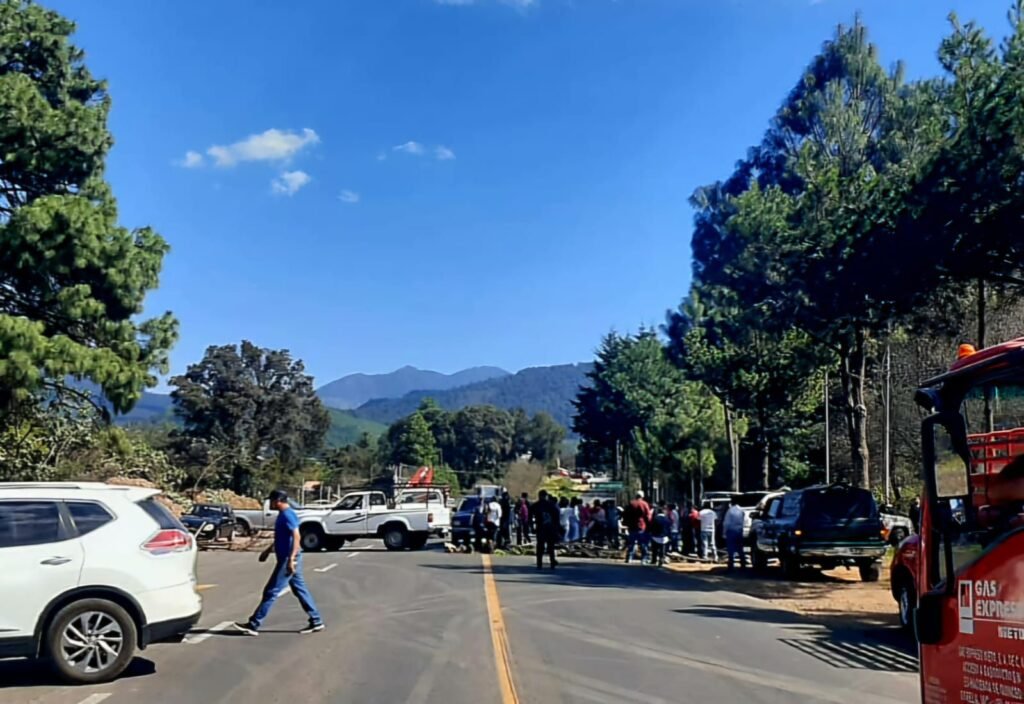 Las Gestiones de la Presidenta Pérez Mendoza Continúan para Resolver el Bloqueo en la Carretera de Opopeo 2 img 20241202 wa00154844199280904231484
