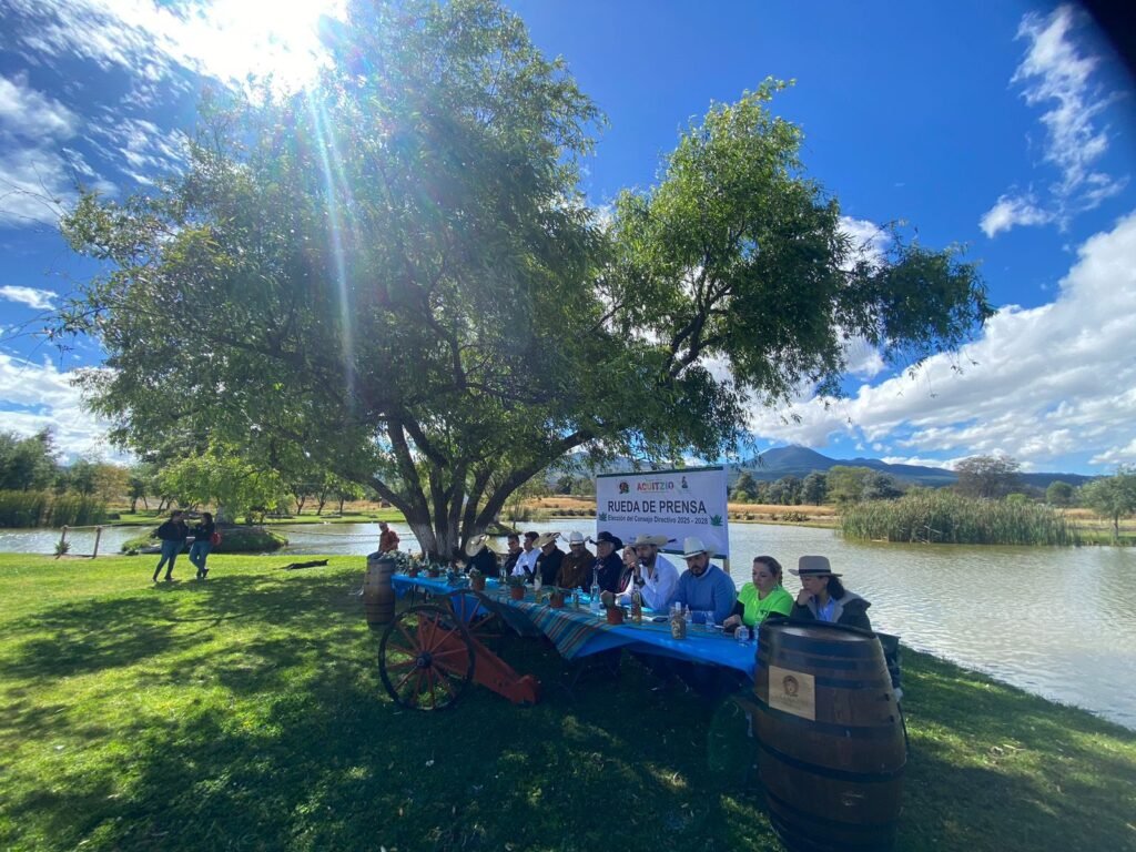 Unión de Mezcaleros de Michoacán realizarán asamblea para renovar Consejo Directivo 2025 2 img 20250113 wa00412671882850336574685