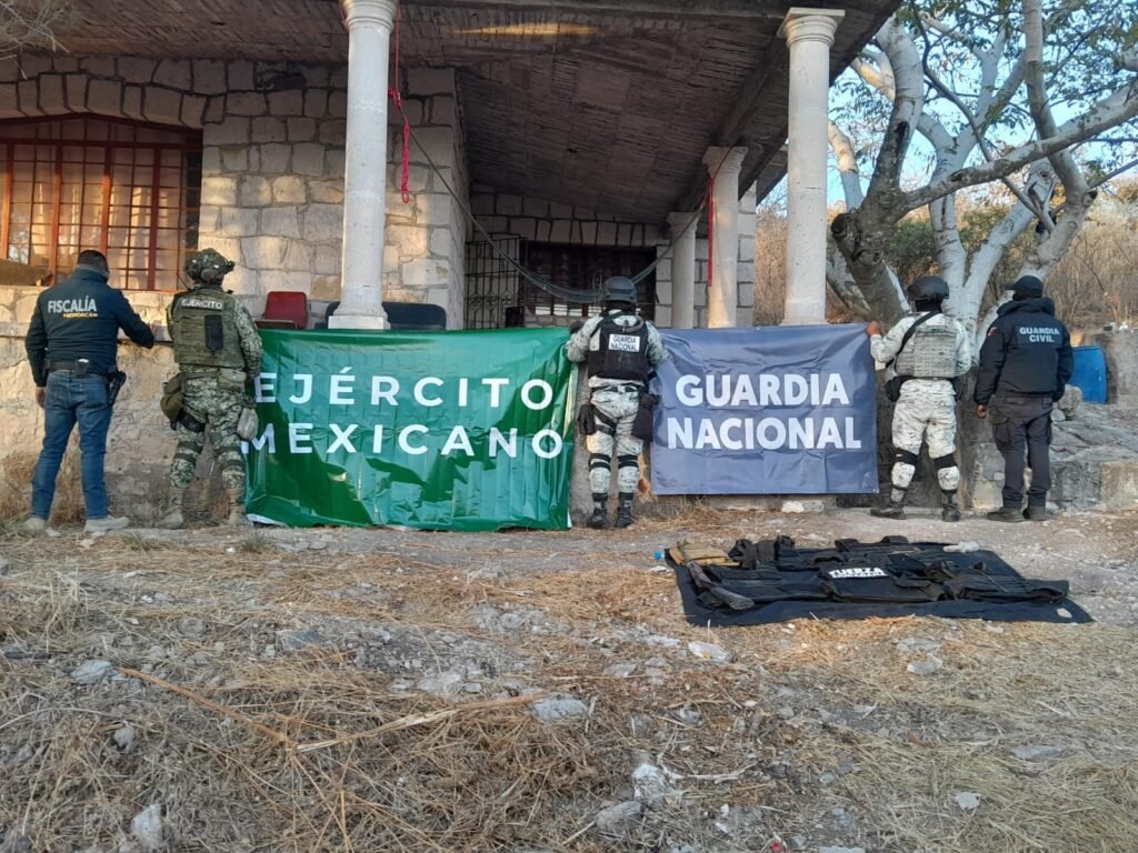 En operativo interinstitucional llevado a cabo en Tarímbaro, fue localizado y destruído un plantío de marihuana 2 img 20250131 wa00062267825565955704461