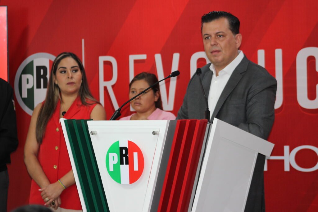 De alto riesgo en Michoacán oficios como jornalero y futbolista: Memo Valencia 3 De alto riesgo en Michoacan oficios como jornalero y futbolista Memo Valencia 89 1
