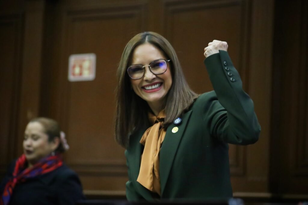 La inscripción de la leyenda “Claudia Sheinbaum Pardo, Primera Presidenta de México” reivindica el papel de las mujeres en la lucha por la igualdad: Nalleli Pedraza 2 La inscripcion de la leyenda Claudia Sheinbaum Pardo Primera Presidenta de Mexico reivindica el papel de las mujeres en la lucha por la igualdad Nalleli Pedraza 89