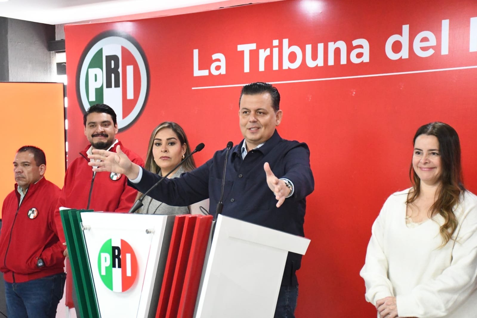 Michoacan esta peor que Sinaloa Memo Valencia 78ujj