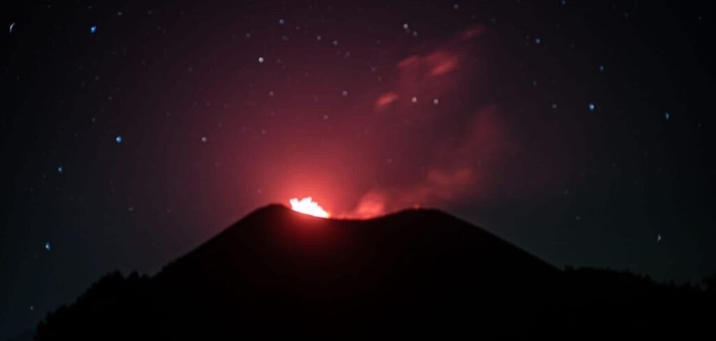 Volcan Paricutin cumple 82 anos de su aparicion 89h