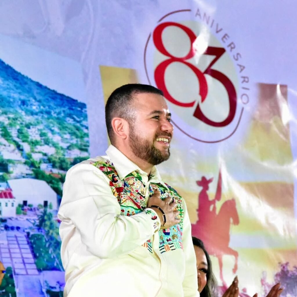 Celebra diputado Reyes Galindo 83 Aniversario de Múgica como municipio 2 Celebra diputado Reyes Galindo 83 Aniversario de Mugica como municipio 8