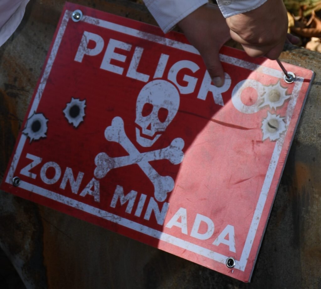 MINA ZONA MINADA TIERRA CALIENTE MICHOACAN