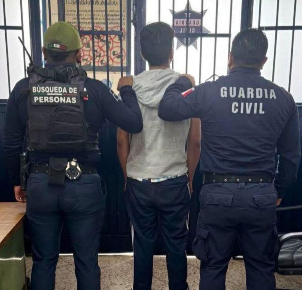 Vinculan a proceso a Leonardo Jafet “N”, presunto responsable del homicidio de un barbero, cometido en Morelia 3 fue asegurado por agentes de la Guardia Civil sobre la calle Cedro de la colonia Ampliacion Leandro Valle en la ciudad de Morelia en posesion de una dosis con metanfetamina