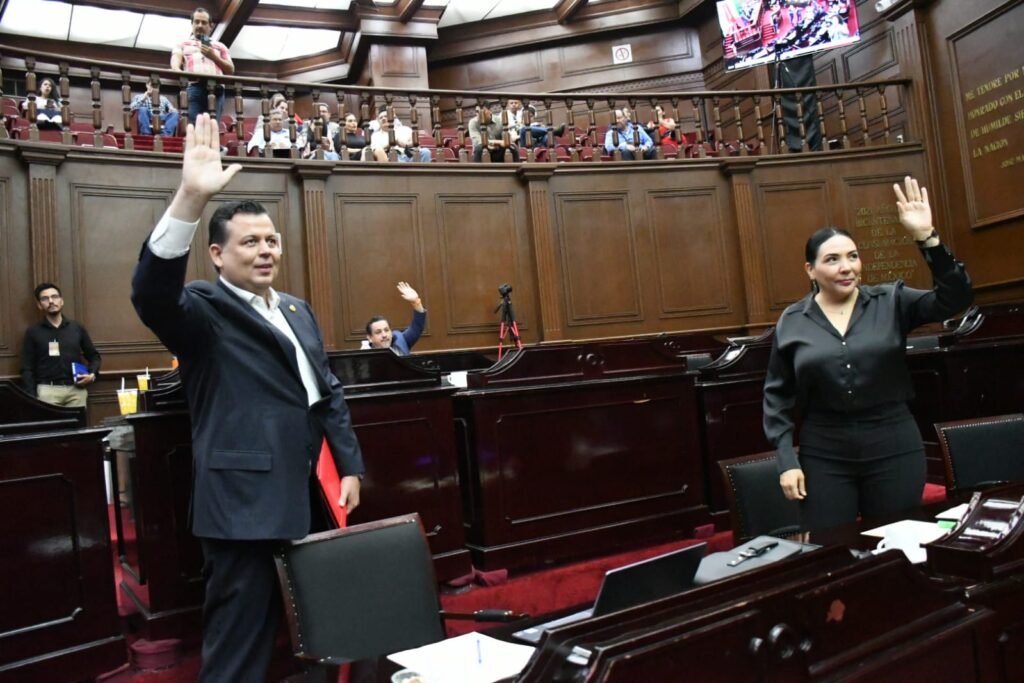 Congreso de Michoacán aprueba iniciativa de Memo Valencia para que se festeje el Día del Padre cada 10 de Junio 2 Congreso de Michoacan aprueba iniciativa de Memo Valencia para que se festeje el Dia del Padre cada 10 de Junio