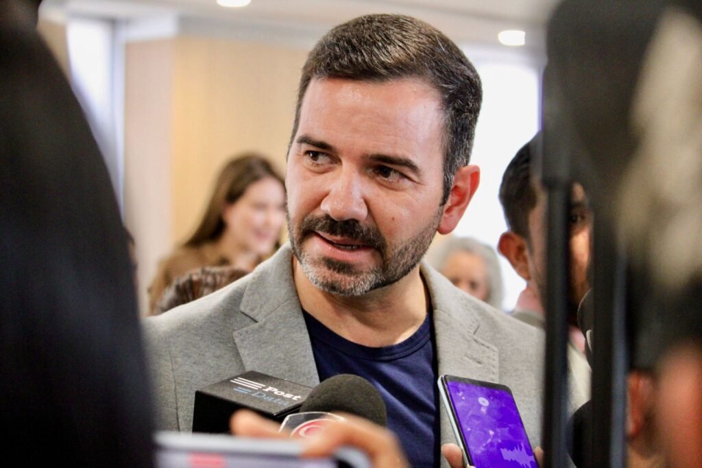 Gobierno de Morelia anuncia cierres viales desde hoy para el aniversario de la ciudad 2 Este viernes inician cierres viales en el centro por concierto de Aniversario de Morelia 1