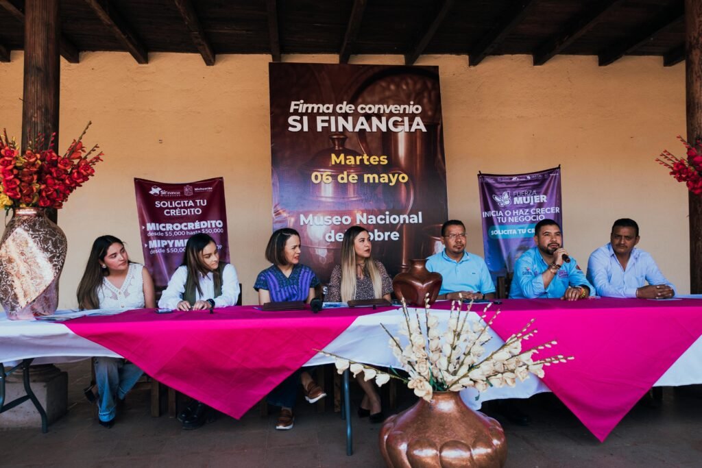 Firma de Convenio SiFinancia para Impulsar el Desarrollo Economico de Salvador Escalante