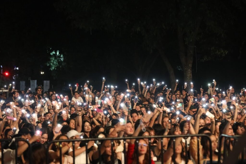 Piso 21 rinde homenaje a El Buki en el Festival Michoacan de Origen u