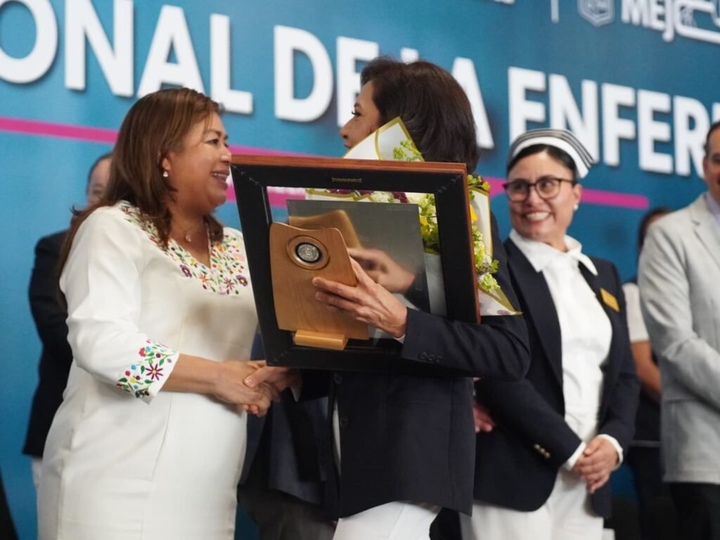 Reconoce Belinda Iturbide labor de las y los enfermeros en su dia 5