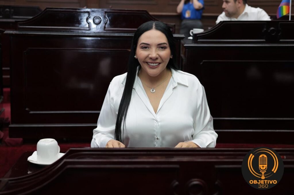 Denunciar en una app de forma eficiente y anónima cuando eres víctima de extorsión: Adriana Campos Huirache 3 Denunciar en una app de forma eficiente y anonima cuando eres victima de extorsion Adriana Campos Huirache 8