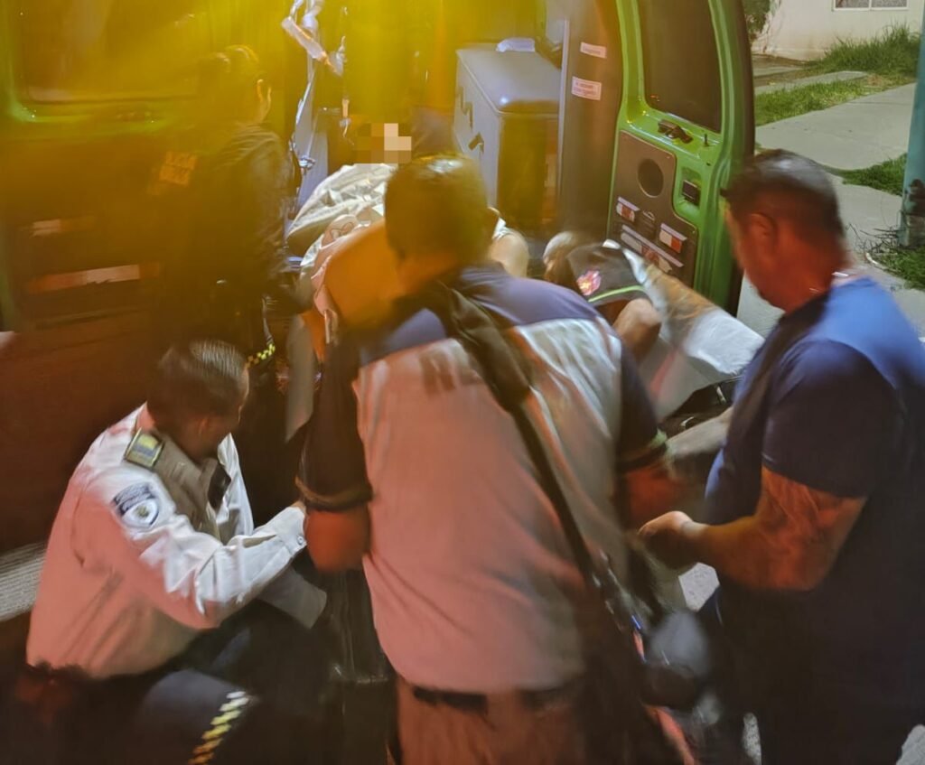 Policía Morelia brinda apoyo en parto en domicilio de Villas del Oriente 2 img 20250603 wa00179000484715745903810