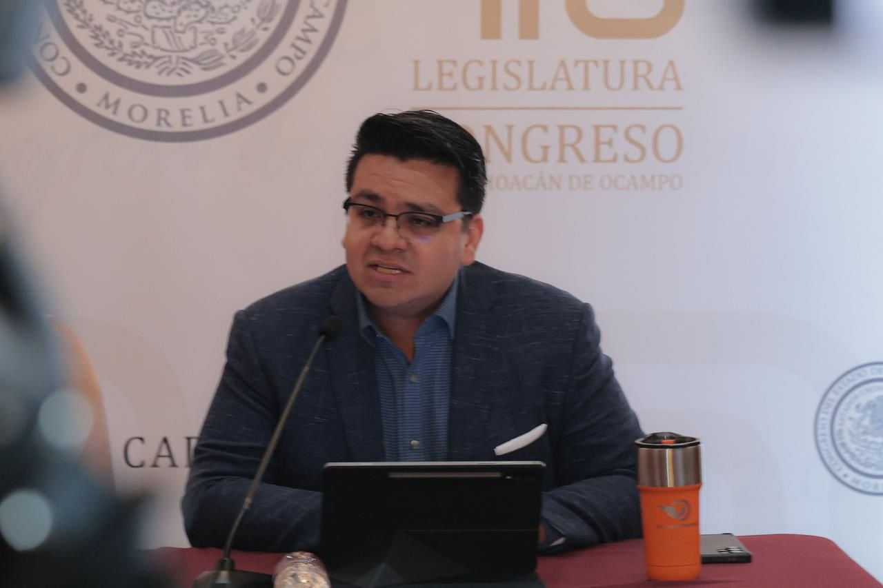 Cumple Tono Carreno con compromisos de atencion a la salud mental 1