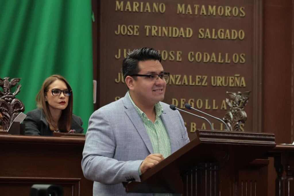 Propone Toño Carreño sea obligatorio tener lactarios en centros de trabajo 2 img 20250702 wa00624298423481502991370