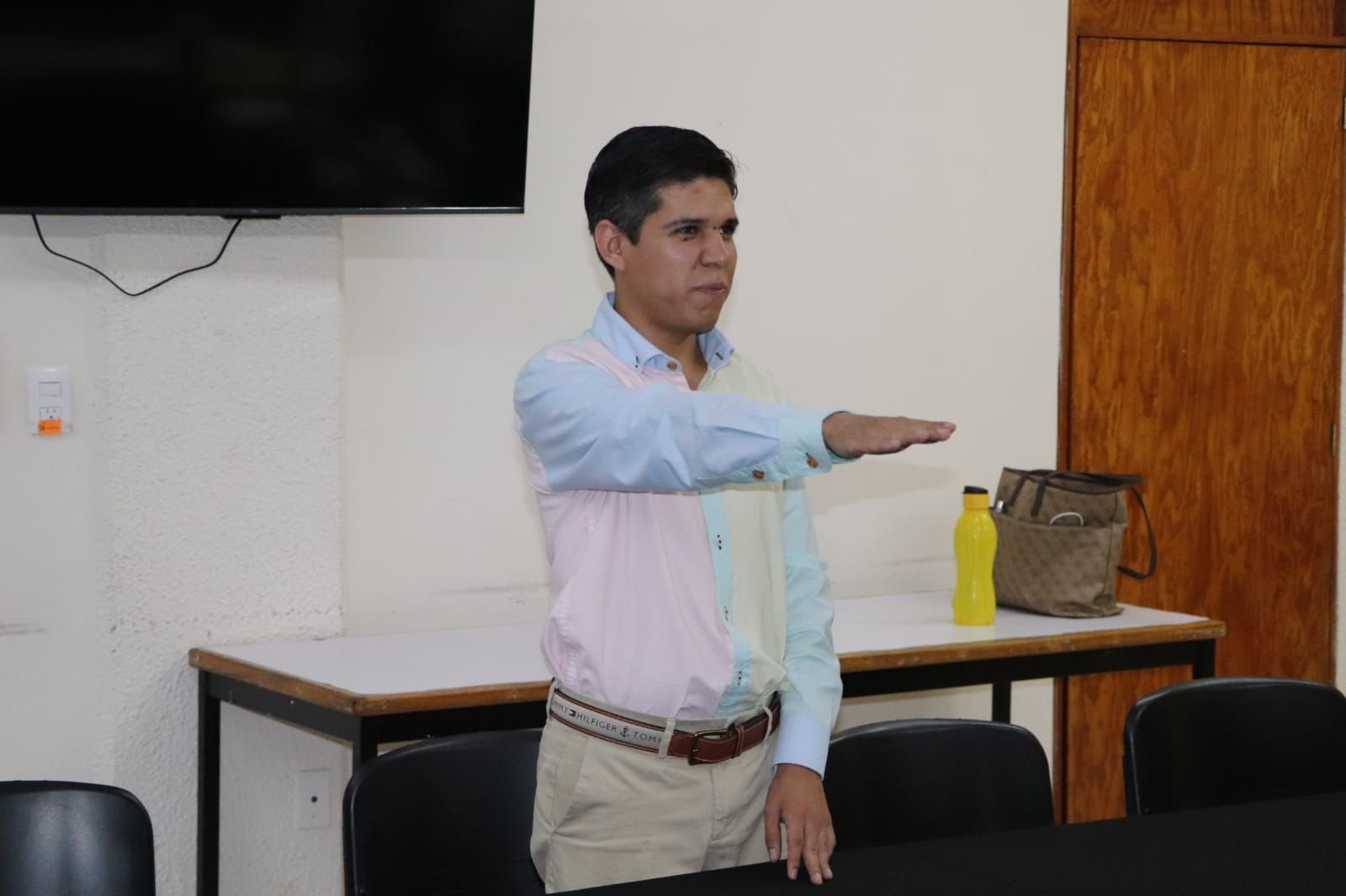 Asume Cristian Gutiérrez funciones como coordinador de Diversidad Sexual del PRD Michoacán 1 IMG 20250906 WA0063