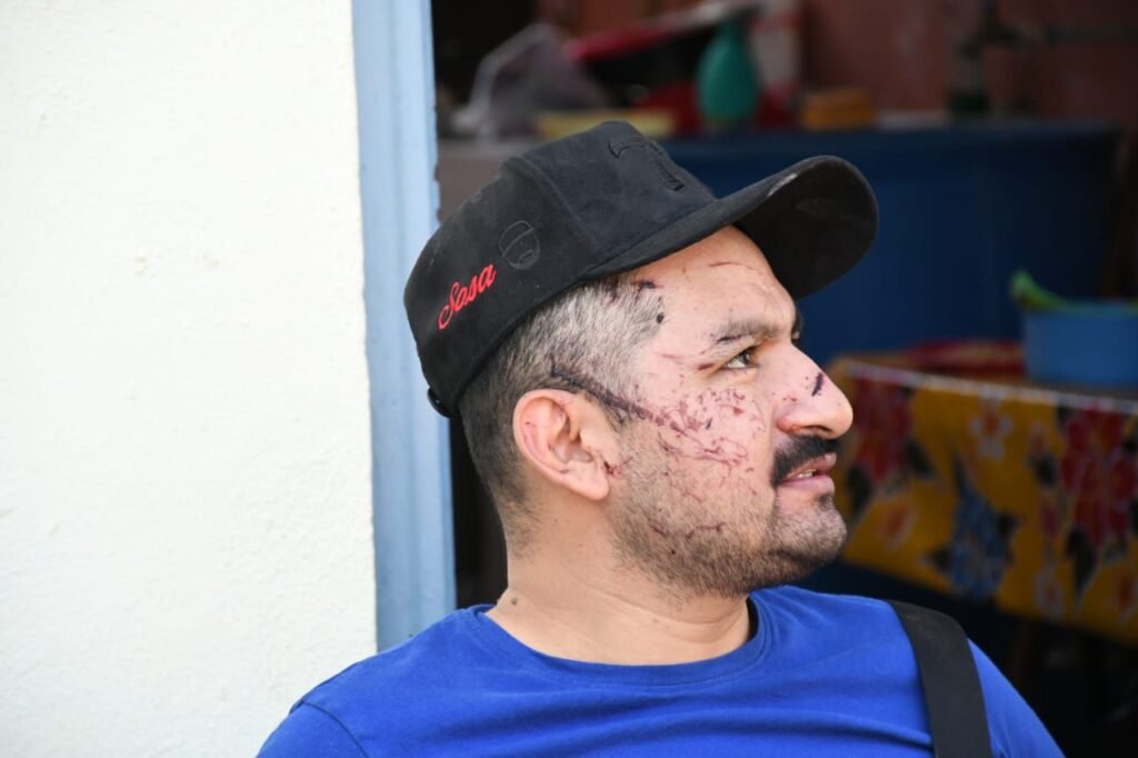 Coahuayana necesita ayuda urgente tras el ataque terrorista 3 img 20251209 wa00158620443748801010792