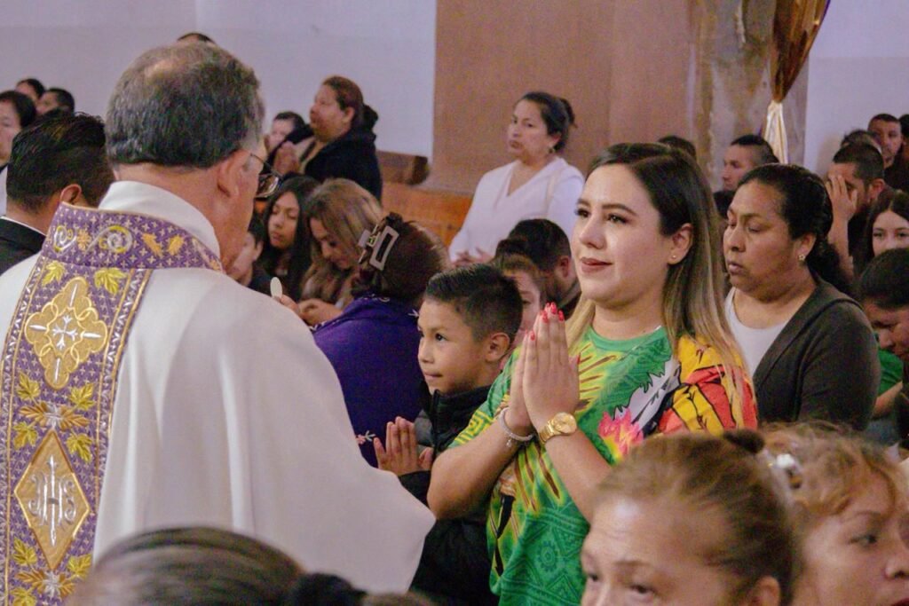 Dayana Pérez acompaña el regreso de peregrinos a Santa Clara del Cobre 2 1001855470