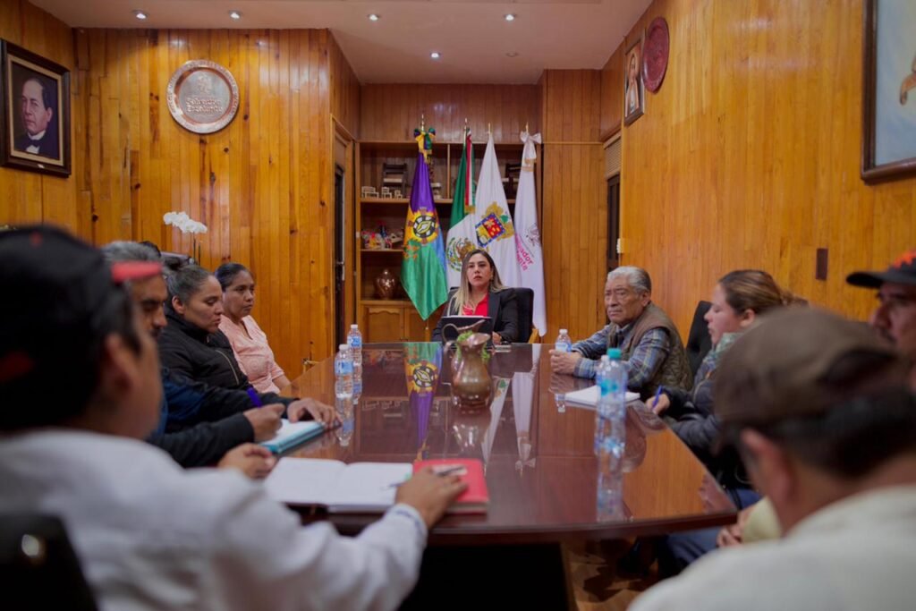 Diálogo y coordinación fortalecen el trabajo en Salvador Escalante: Dayana Pérez 2 Dialogo y coordinacion fortalecen el trabajo en Salvador Escalante Dayana Perez