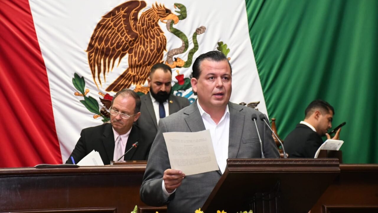 Diputados del PRI apoyan al Movimiento del Sombrero para que no se limiten las candidaturas independientes