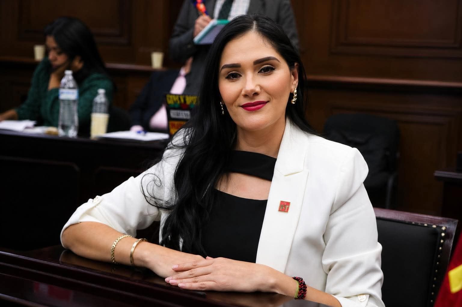 Aprueba Congreso, iniciativa de Diana Espinoza para promover la escritura manuscrita en educación básica 1 IMG 20260608 WA0106