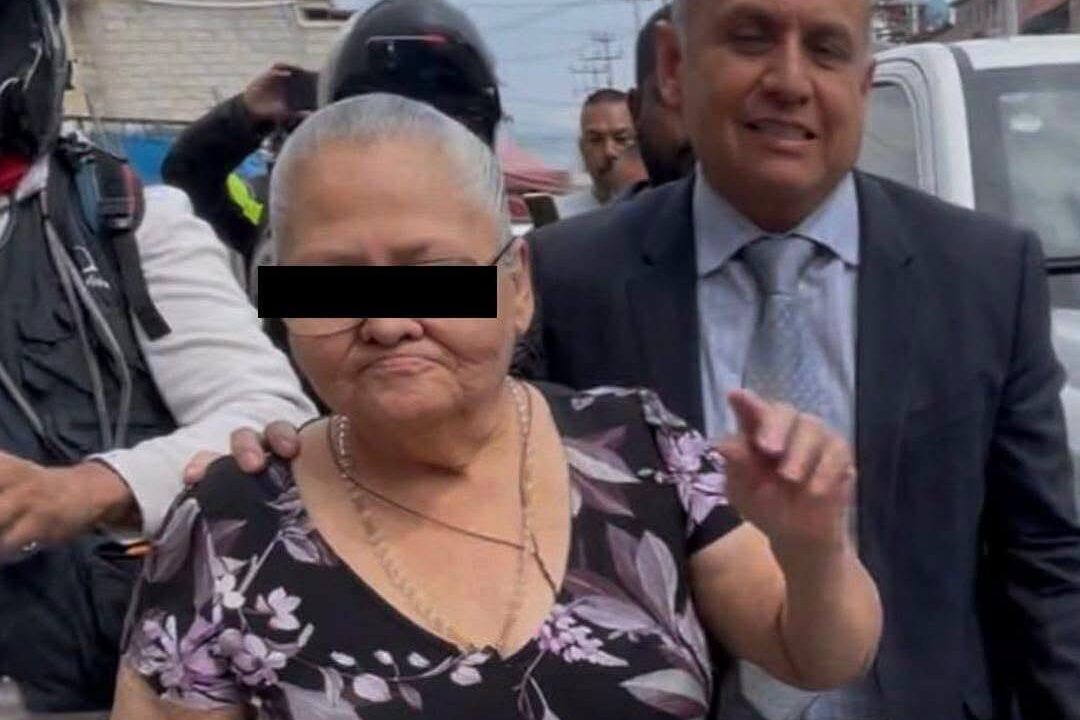Doña Carlota recupera casa de Chalco tras asesinato de dos hombres en 2025