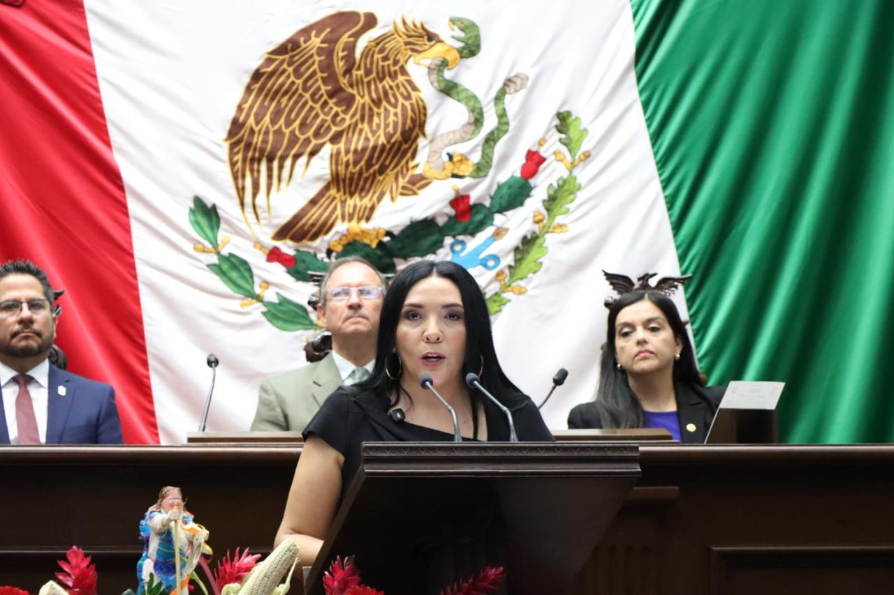 Adriana Campos exige resultados al Congreso de Michoacán y pide no distraerse por las elecciones 1 Ariana Michoacan