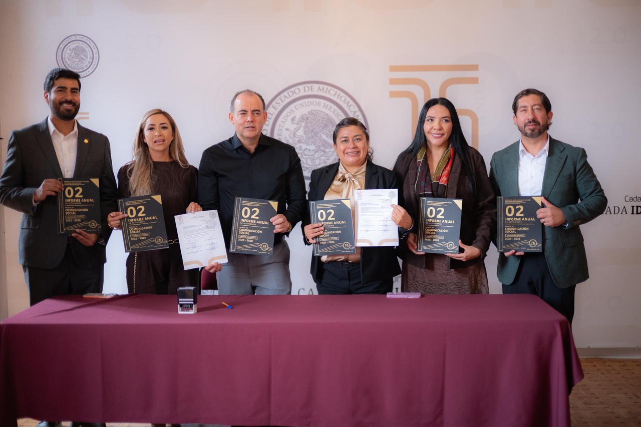 Presenta Comité de Comunicación del Congreso de Michoacán 2º Informe Anual 1 Presenta Comite de Comunicacion del Congreso de Michoacan 2o Informe Anual