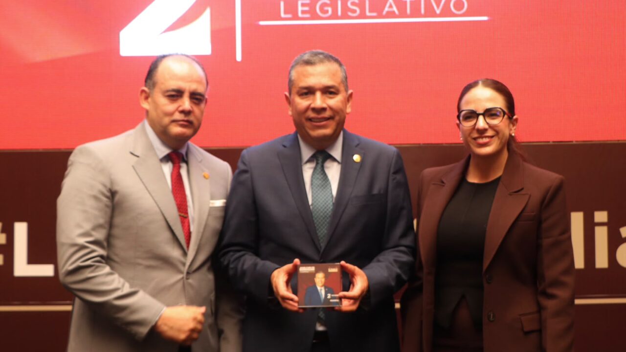 Reconoce Baltazar Gaona productividad legislativa de Juan Carlos Barragán