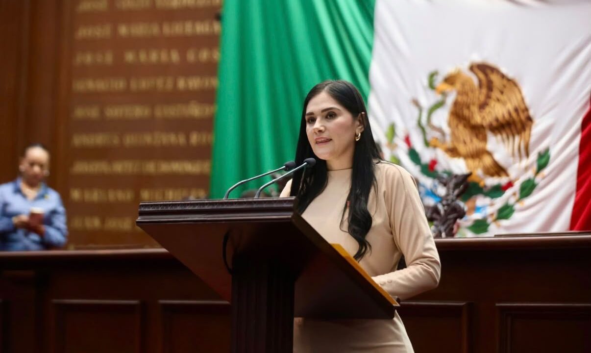 Refrenda Diana Espinoza política de cero tolerancia al acoso laboral y hostigamiento sexual