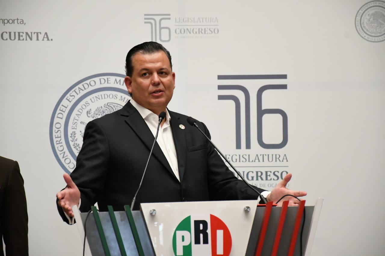 Memo Valencia destaca 13 iniciativas y 431 apoyos durante su segundo año legislativo 1 memo valencia 3wqwe1