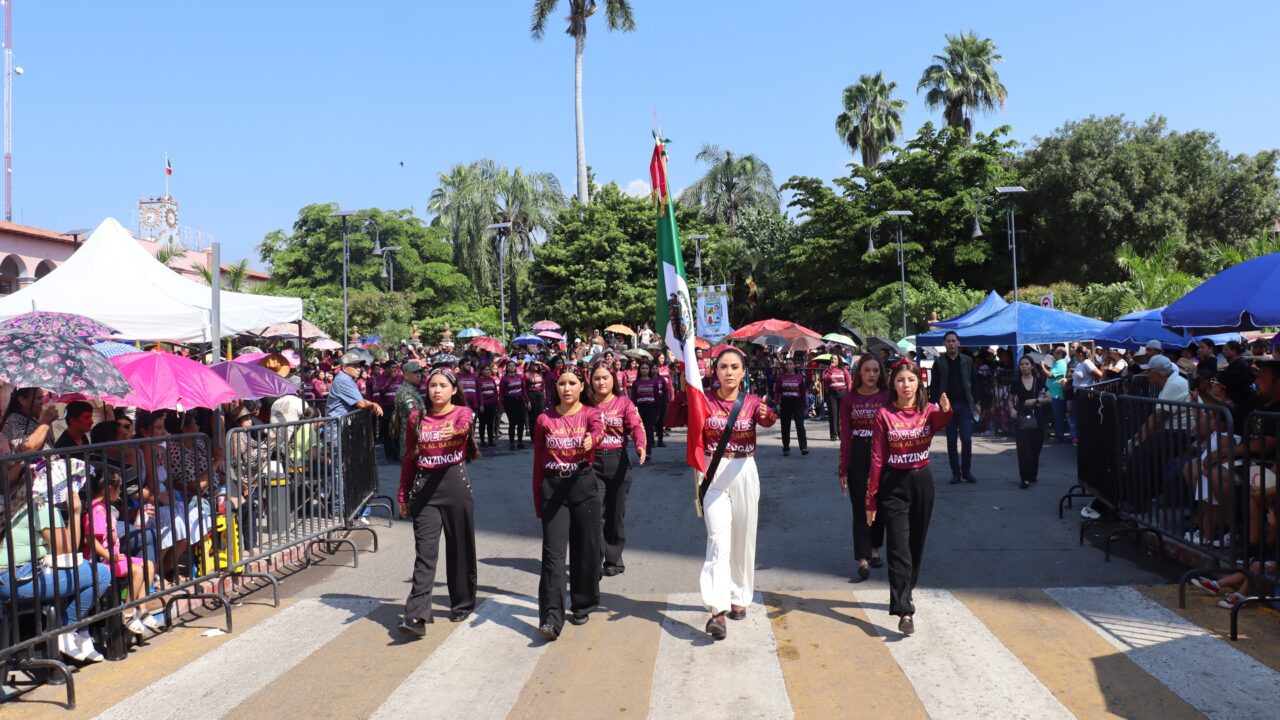 Fanny Arreola marcha al frente en Apatzingán; es la primera presidenta municipal en hacerlo